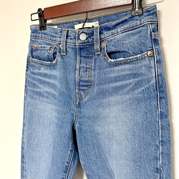 Levi's Wedgie Straight Jean - Picture 11 of 14